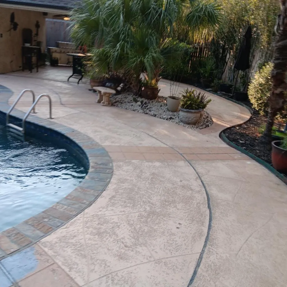 Affordable lawn mowing service for beautiful yards in Lafayette, LA by Tree Down