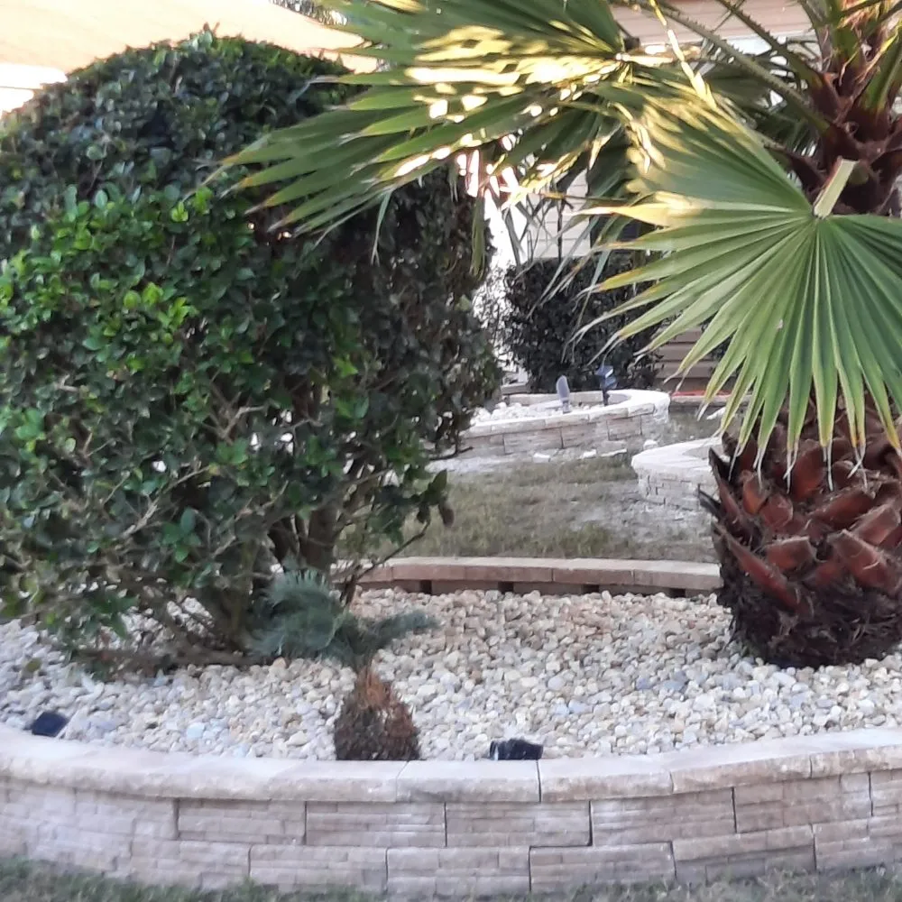 Professional garden landscaping near you across Leesburg, FL - Tree Life Services