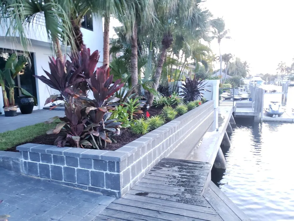 Custom residential landscaping experts serving West Palm Beach, FL - Tree Service Experts