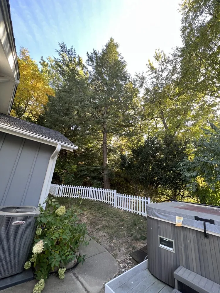 Custom garden landscaping experts serving North Liberty, IA - Tree Service of North Liberty