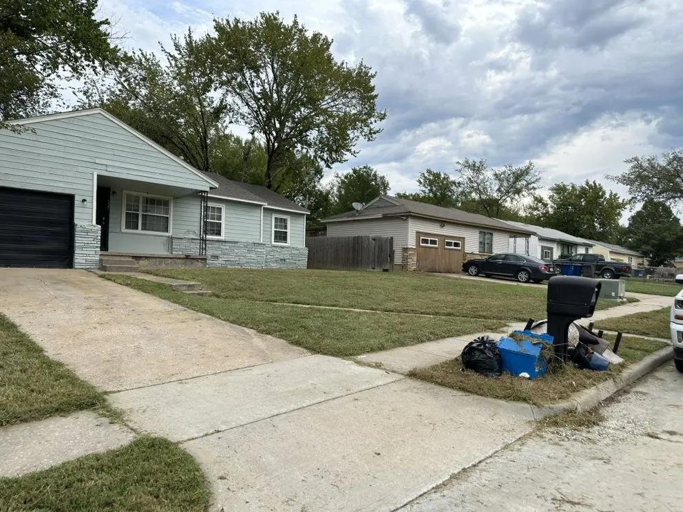 Trusted landscape design in Tulsa, OK - Tree60 Mowing