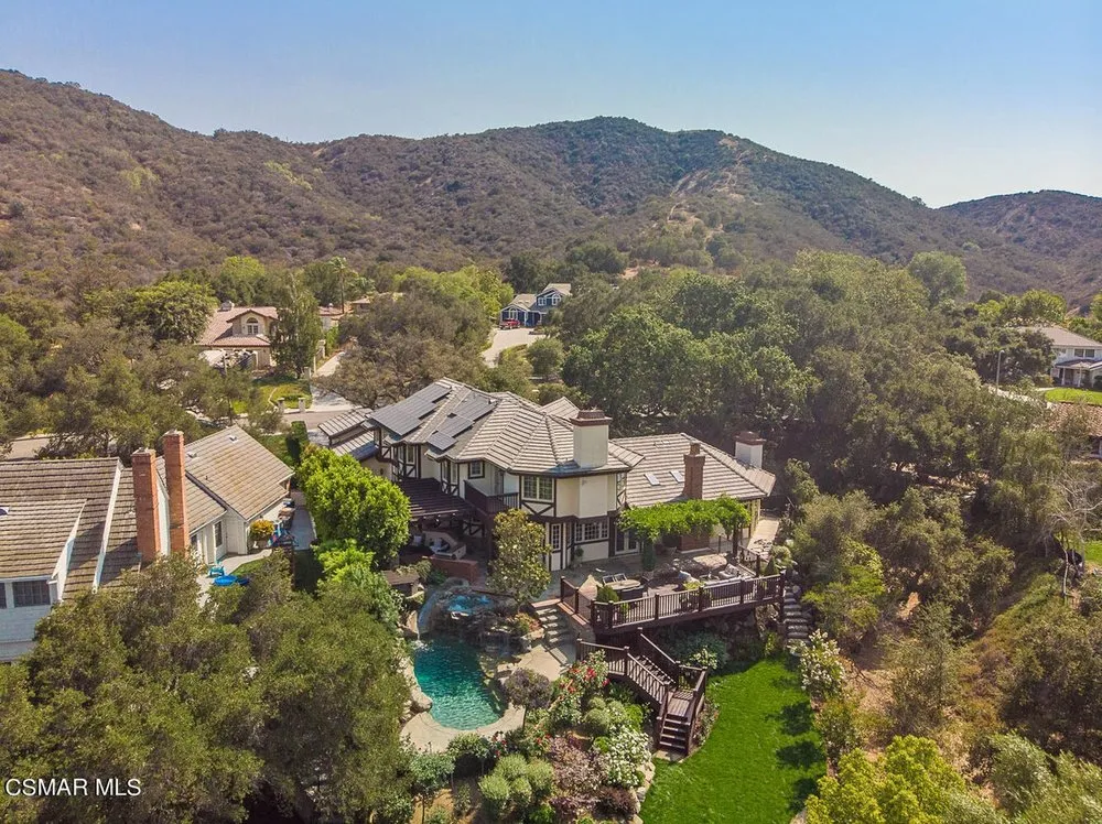 Trusted lawn mowing service with custom design in Camarillo, CA by Treehouse Landscape Design