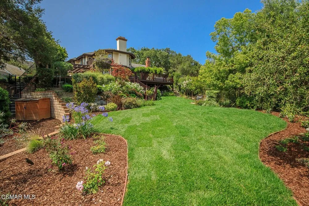 Affordable yard cleanup service in Camarillo, CA - Treehouse Landscape Design