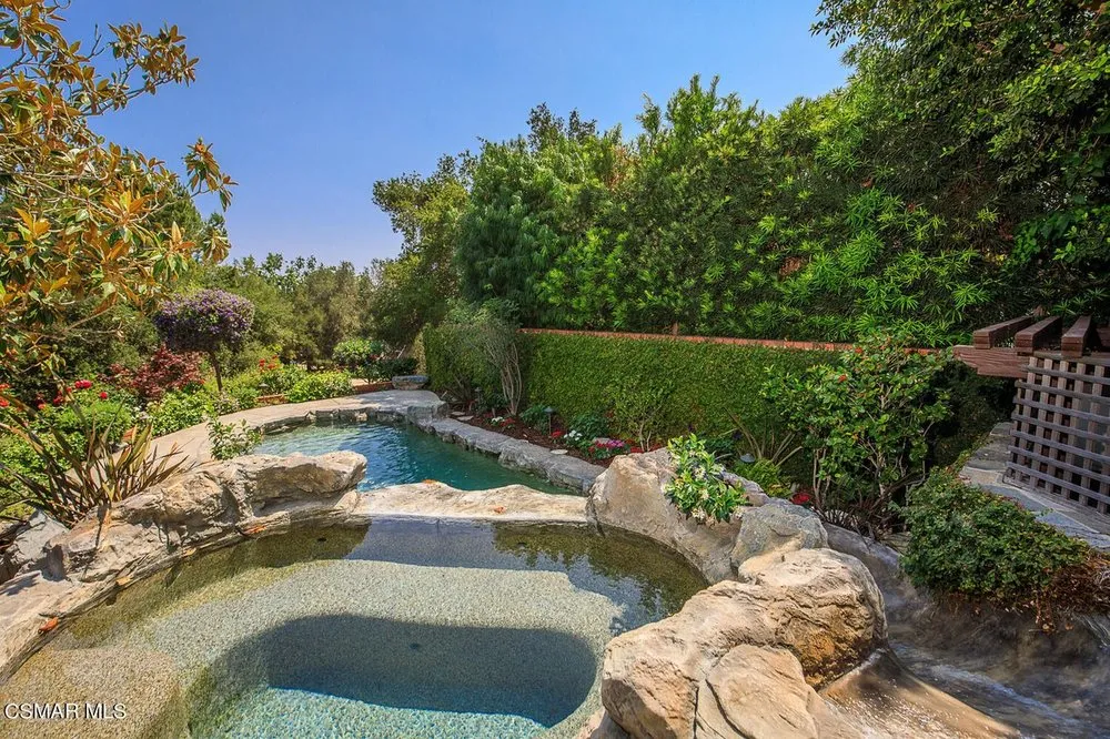 Expert yard maintenance in Camarillo, CA by Treehouse Landscape Design