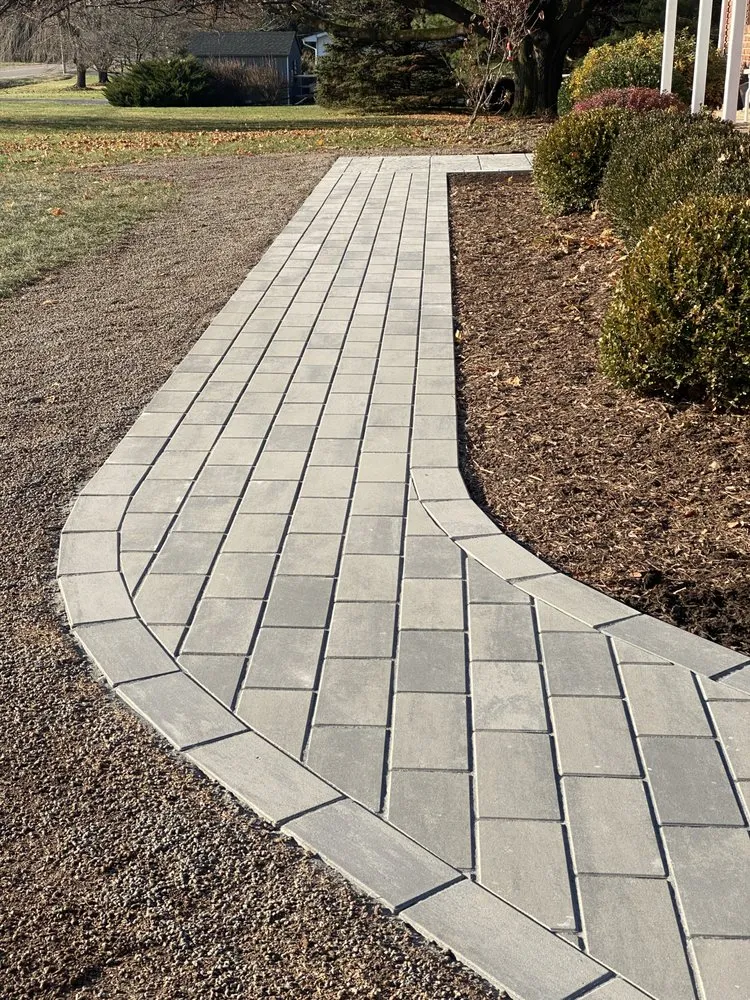 Expert yard maintenance experts serving Flemington, NJ - Treeline Farm & Landscaping