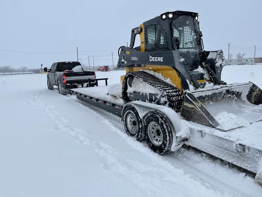 Local yard maintenance in Bentonville, AR by Treemendous Landscape Maintenance Contractors
