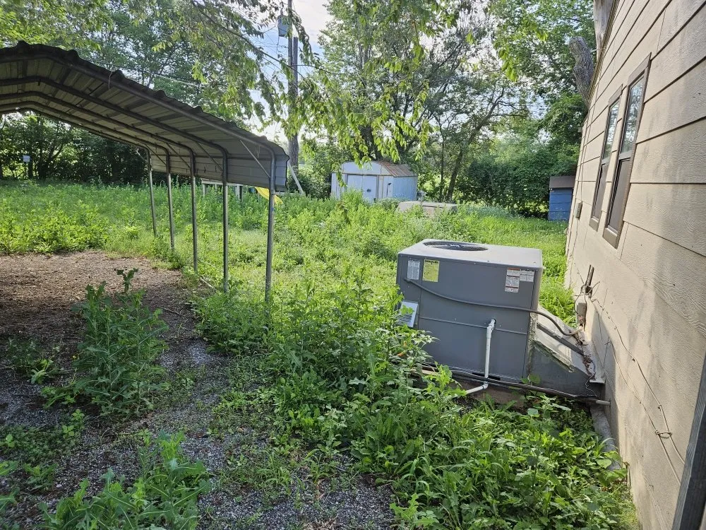 Reliable yard maintenance experts serving Wichita, KS - Treeple