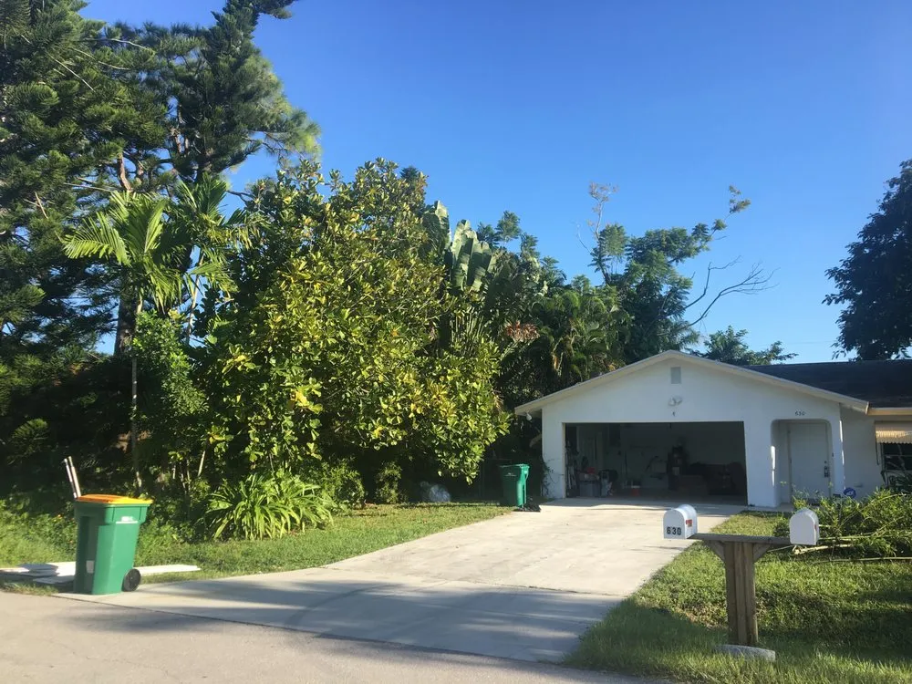 Custom outdoor landscaping experts serving Naples, FL - Trees N Stumps R Us