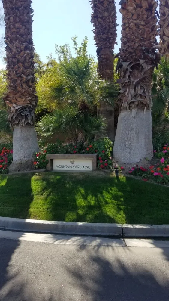 Local garden landscaping for homes in Indian Wells, CA by Treestora