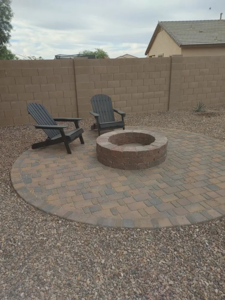 Professional landscaping services with custom design in Phoenix, AZ by Treetop Landscaping