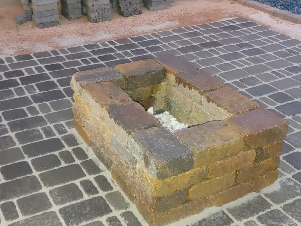 Local landscape design in Phoenix, AZ by Treetop Landscaping