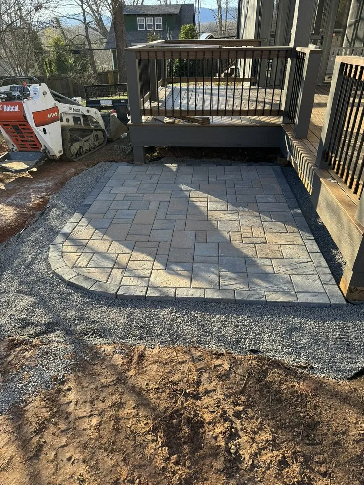 Expert lawn care service in Hendersonville, NC by Trejo Lawn Care