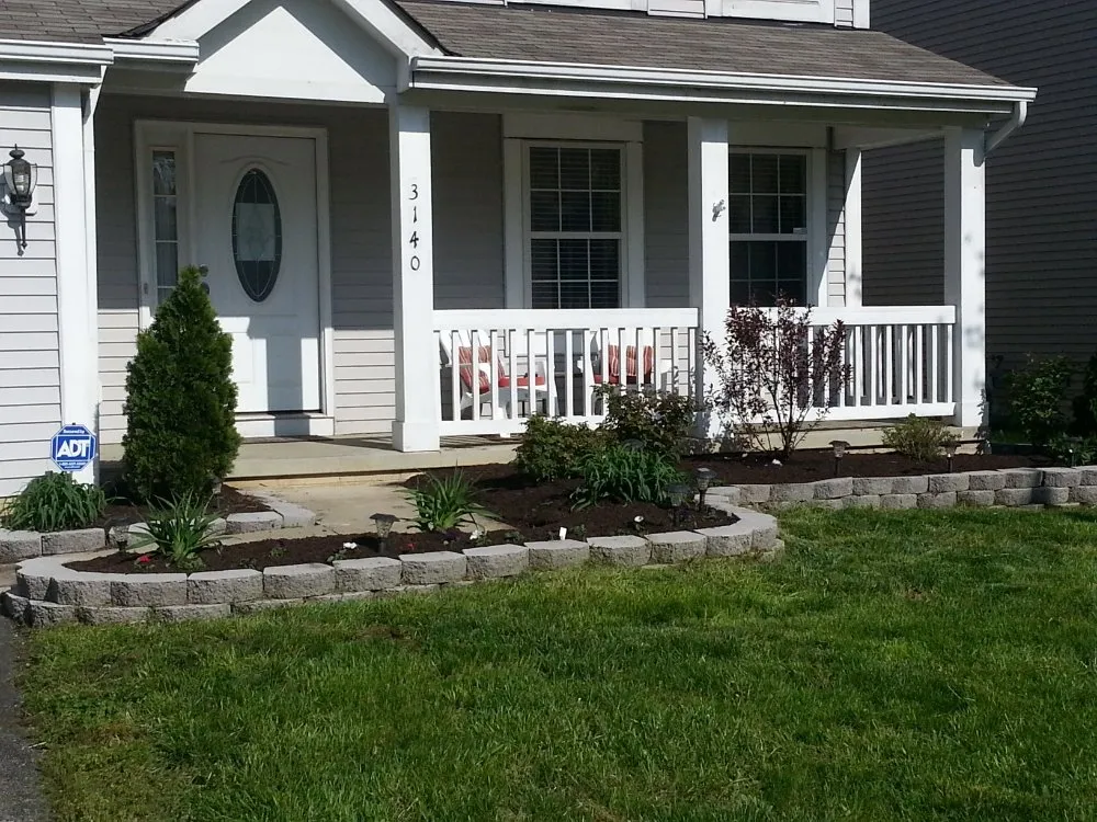 Affordable yard maintenance in Worthington, OH by Trendscapes Landscaping