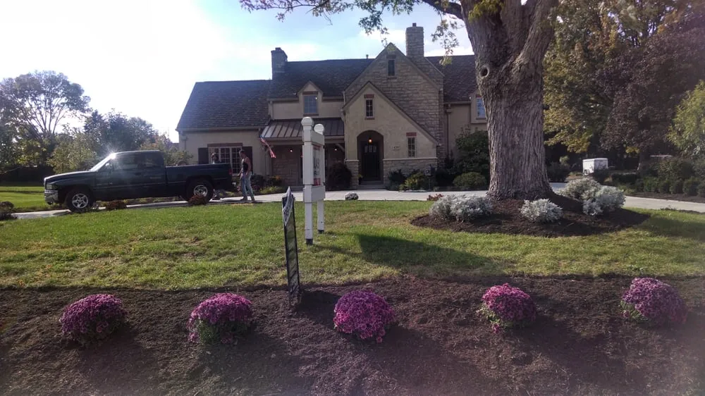 Professional yard maintenance for homes in Worthington, OH by Trendscapes Landscaping