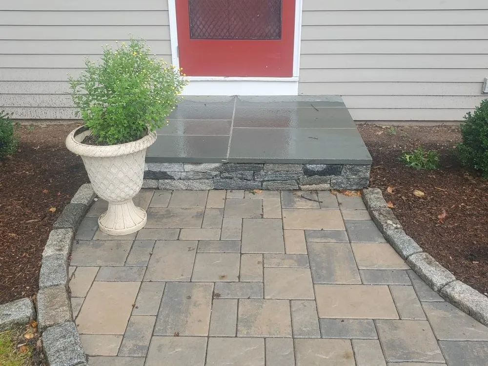 Top-rated landscaping services experts serving West Hartford, CT - Trent Landscaping