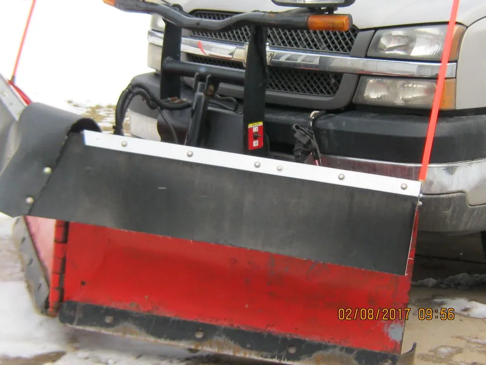 Expert lawn mowing service with custom design across Green Bay, WI - Treptow Lawn Care