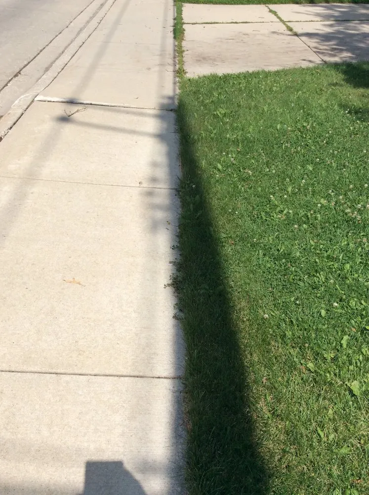 Top-rated yard maintenance in Green Bay, WI - Treptow Lawn Care