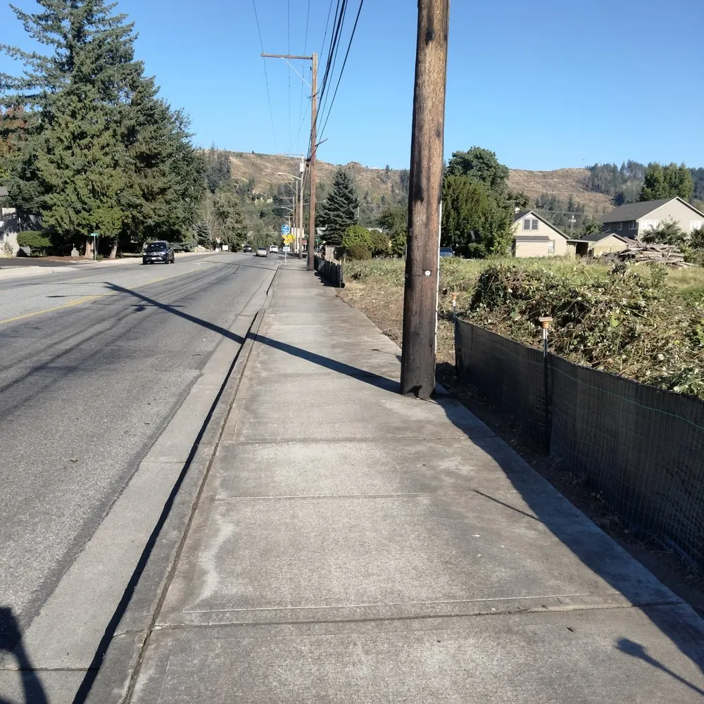 Top-rated lawn mowing service for residential properties in Tacoma, WA by Tress Landscaping