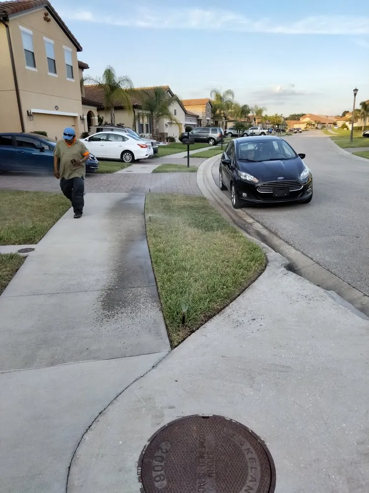 Reliable garden landscaping for outdoor upgrades across Auburndale, FL - Trevino's Lawn care