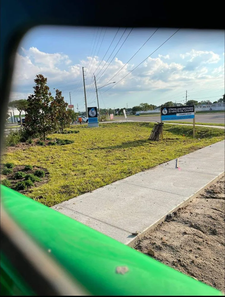 Top-rated lawn mowing service for year-round maintenance in Orlando, FL by Trey’s Allscape Services