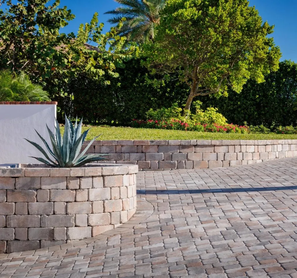 Professional lawn care service in Orlando, FL by Trey’s Allscape Services