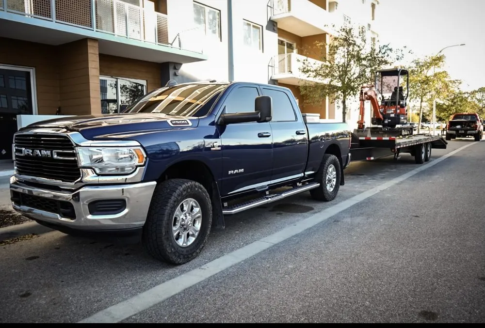 Professional yard maintenance in Orlando, FL by Trey’s Allscape Services