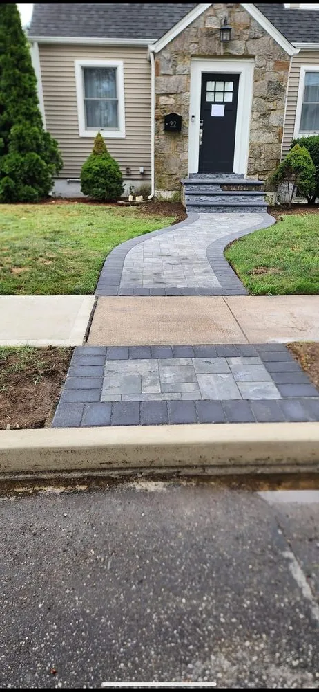 Affordable yard maintenance for beautiful yards in Bay Shore, NY by Tri Care Lawn Services