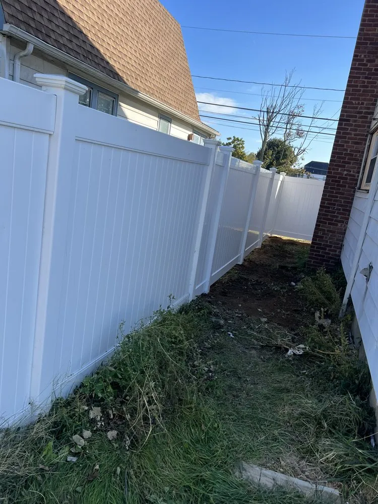 Custom residential landscaping in Bay Shore, NY by Tri Care Lawn Services