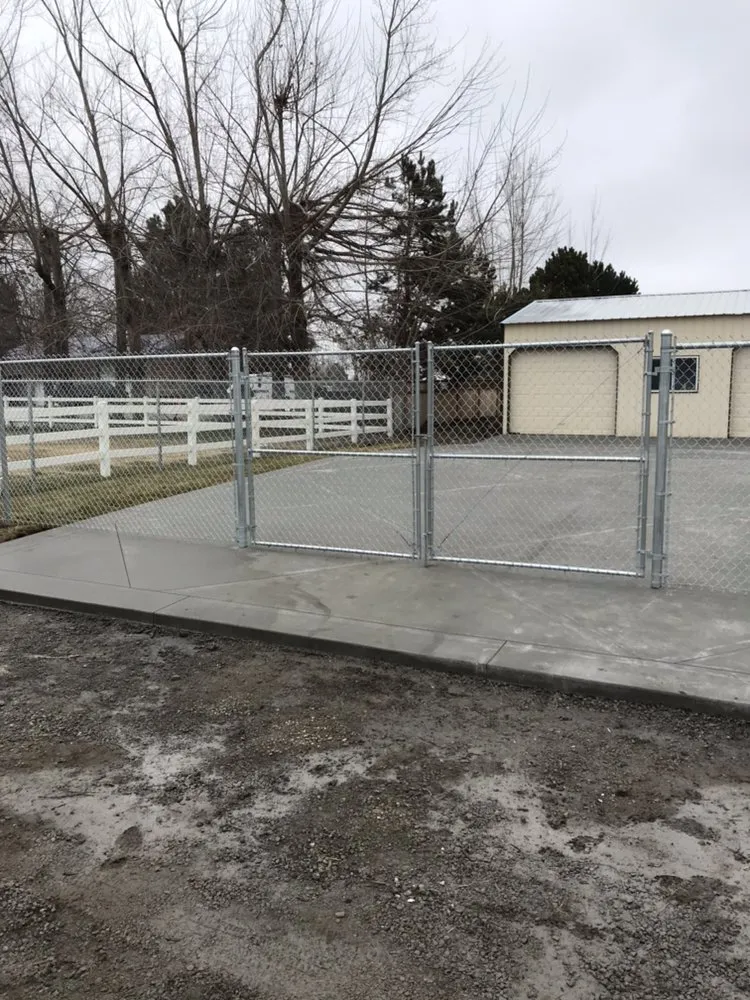 Professional lawn mowing service experts serving Pasco, WA - Tri Cities Irrigation Landscape