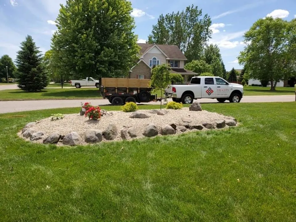 Trusted yard maintenance in Midland, MI - Tri-City Property Maintenance