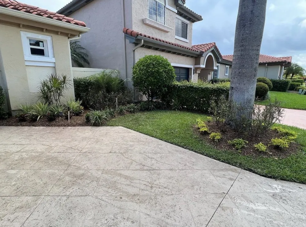 Expert landscape installation in Fort Lauderdale, FL - Tri county express lawn care
