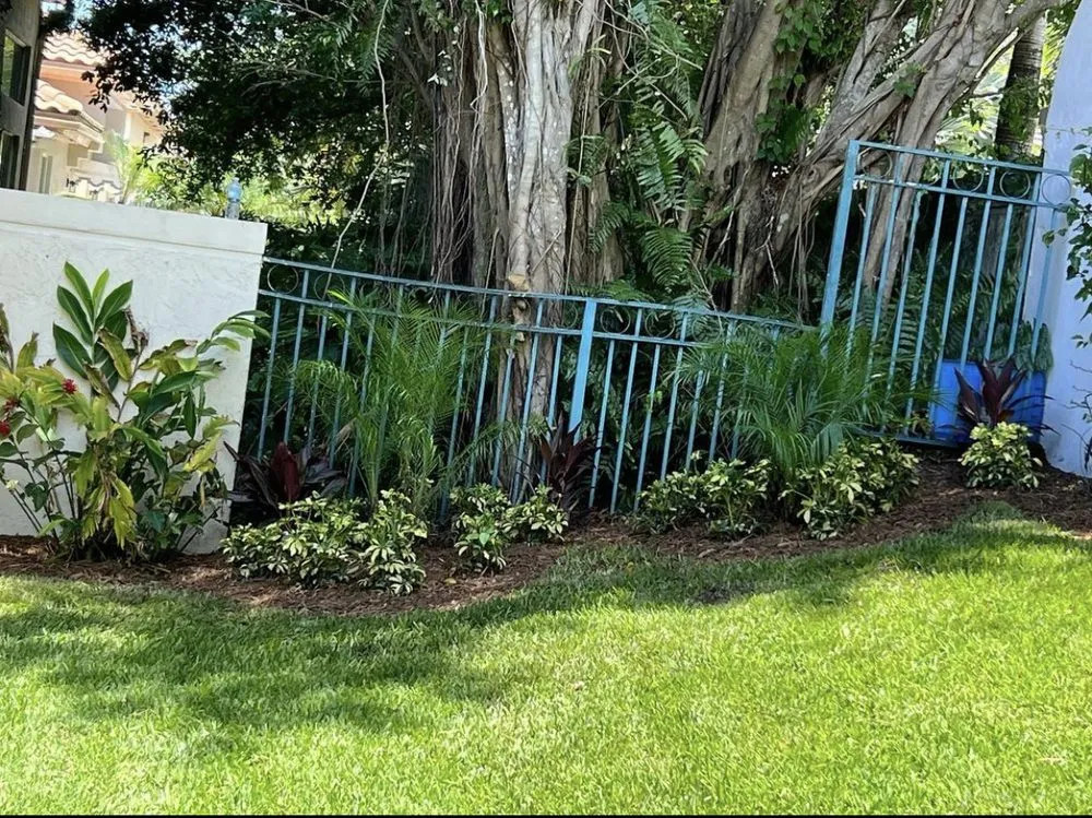 Expert landscaping services for outdoor upgrades across Fort Lauderdale, FL - Tri county express lawn care