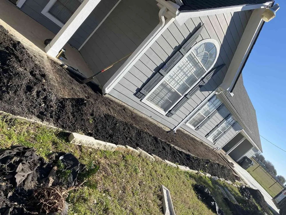 Affordable residential landscaping in Brookshire, TX - Tri County Tree And Landscaping Service