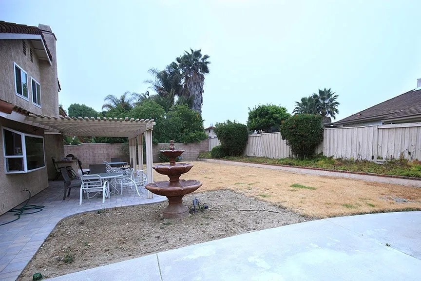 Top-rated yard cleanup service experts serving Thousand Oaks, CA - Tri-County Turf