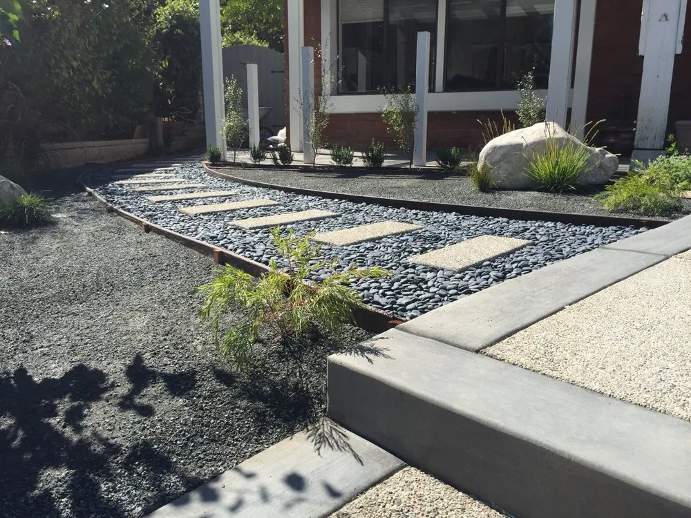 Affordable residential landscaping experts serving Thousand Oaks, CA - Tri-County Turf