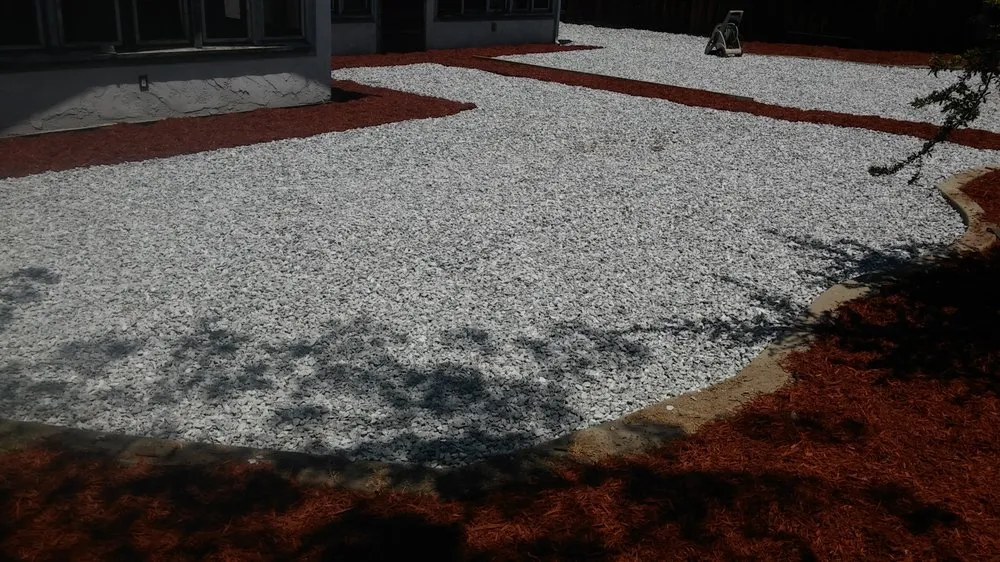 Reliable yard maintenance in Bloomington, CA by Tri Gold Contractor