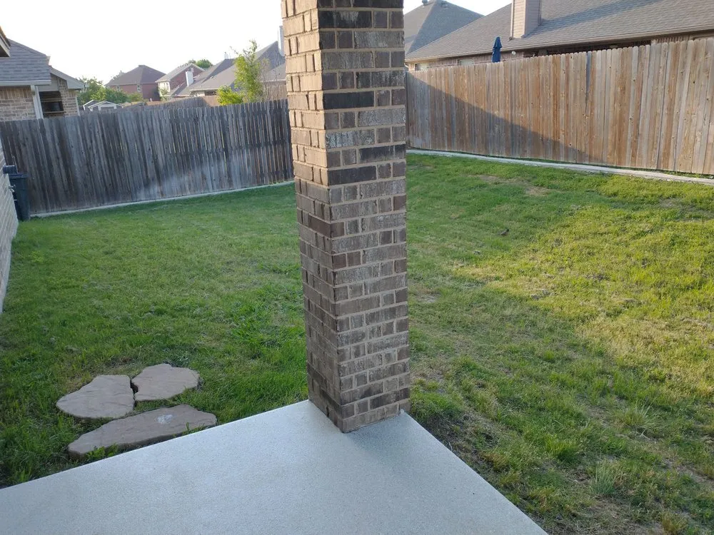 Trusted yard cleanup service for residential properties in Saginaw, TX by Tri J Lawncare