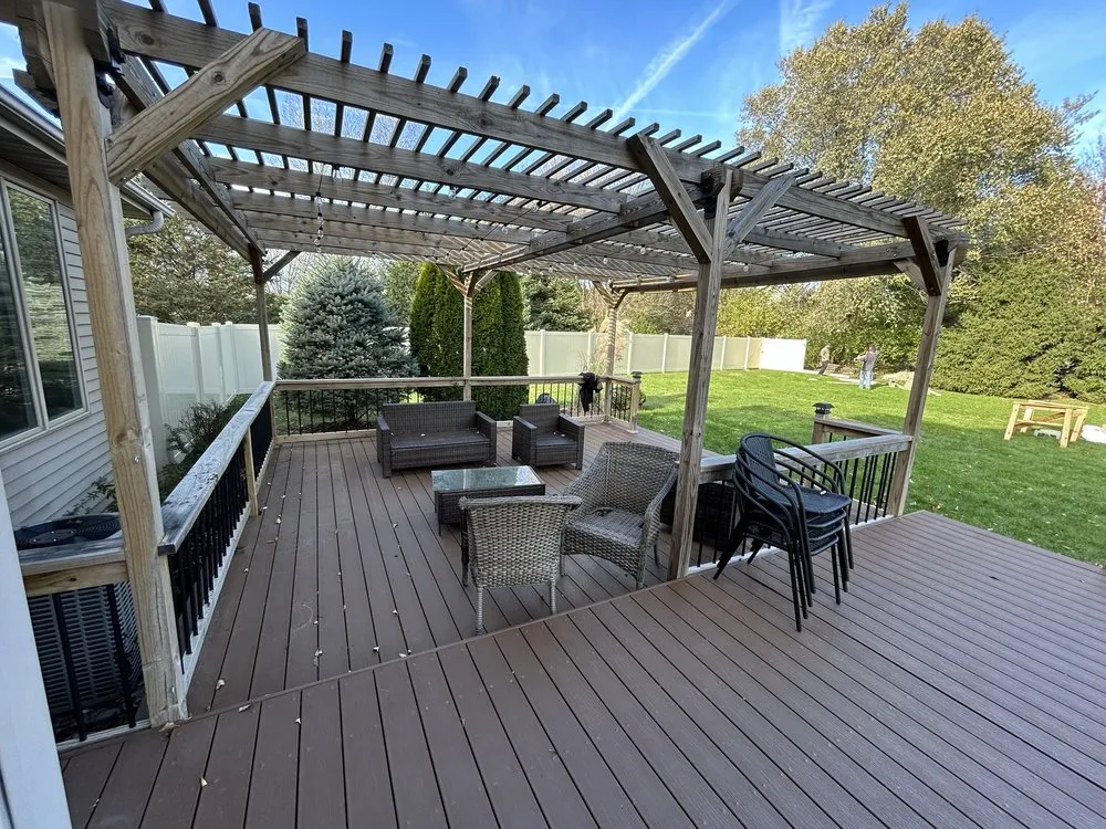 Custom garden landscaping in Spring Grove, IL by Tri Star Landscape & Fencing