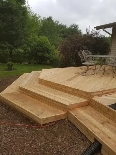 Professional landscape design in Spring Grove, IL - Tri Star Landscape & Fencing