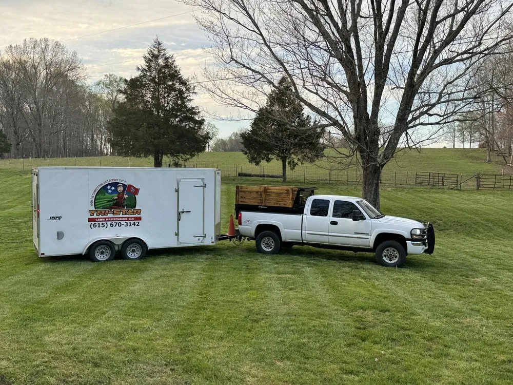 Professional lawn care service experts serving Westmoreland, TN - Tri-Star Lawn Maintenance