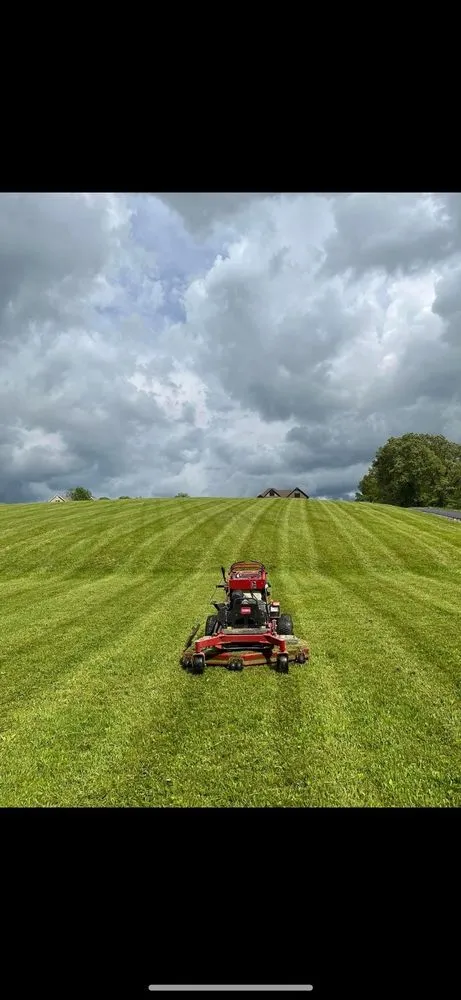 Local landscape design in Westmoreland, TN by Tri-Star Lawn Maintenance