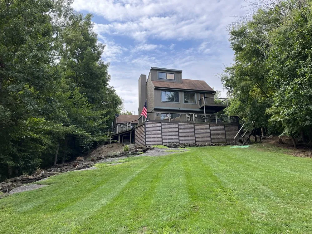 Top-rated yard cleanup service in Maryville, TN - Tri Star Lawn Service