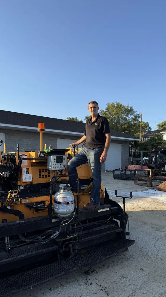 Expert lawn care service in Flatwoods, KY - Tri State Enterprise