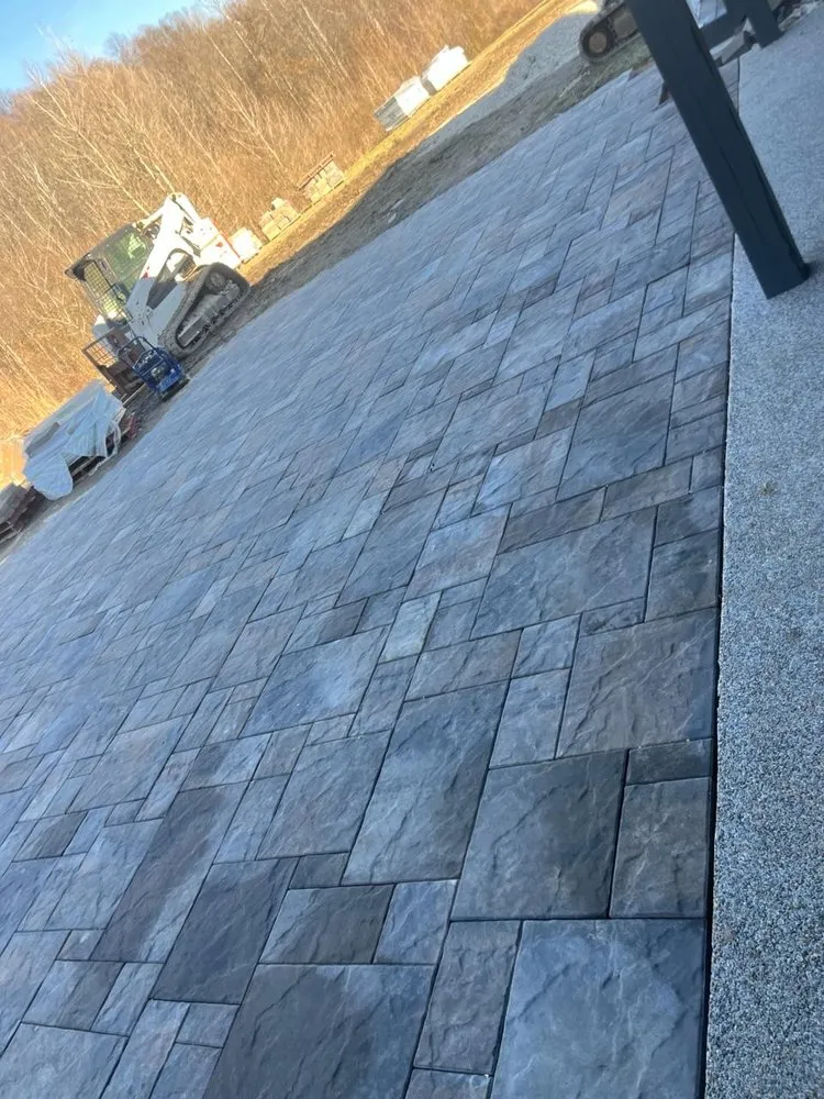 Expert lawn care service near you in Flatwoods, KY by Tri State Enterprise