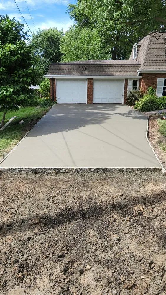 Local lawn mowing service experts serving Camp Point, IL - Tri-State Land Services