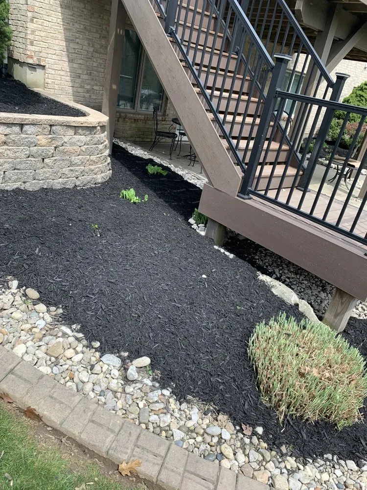 Custom landscape installation in Dry Ridge, KY - Tri-state Landscaping Services