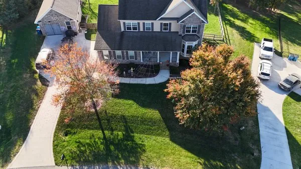 Triad Elite Lawns Logo