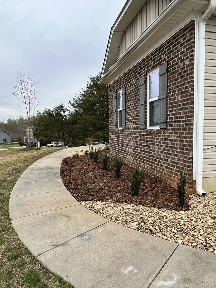 Custom garden landscaping experts serving Reidsville, NC - Triad Landscape Solutions