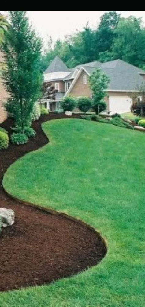 Custom residential landscaping in Alton, VA - Triad Lawncare And Maintenance