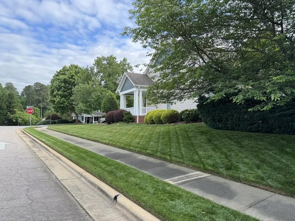 Reliable garden landscaping for year-round maintenance in Raleigh, NC by Triangle Veteran Landscapers